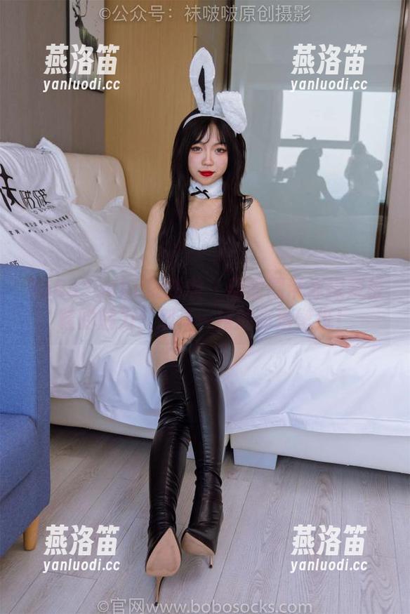BoBoSocks袜啵啵-甜甜圈 BoBoSocks袜啵啵 - 甜甜圈带你探索板鞋的魅力:别具一格的高清壁纸!