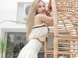 Feilin嗲囡囡 – SiByl李思宁穿上水手服，写真里的海洋幻想，超级梦幻又让人害羞！