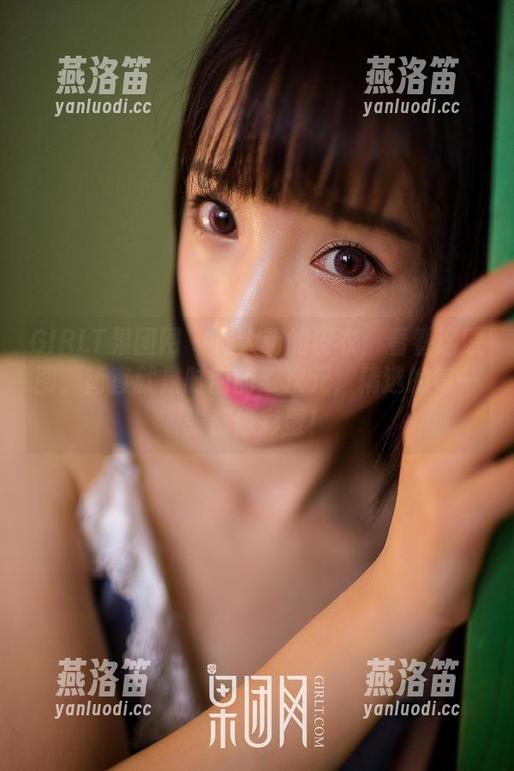 GIRLT果团网-周大萌 GIRLT果团网 - 周大萌的皮衣:看看这原图,简直就是时尚的二次元,精选的每一张都像彩蛋!
