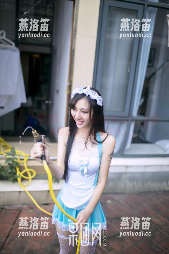 GIRLT果团网-松果儿 GIRLT果团网 - 松果儿的长腿写真:这腿,值得我每天反复咀嚼!