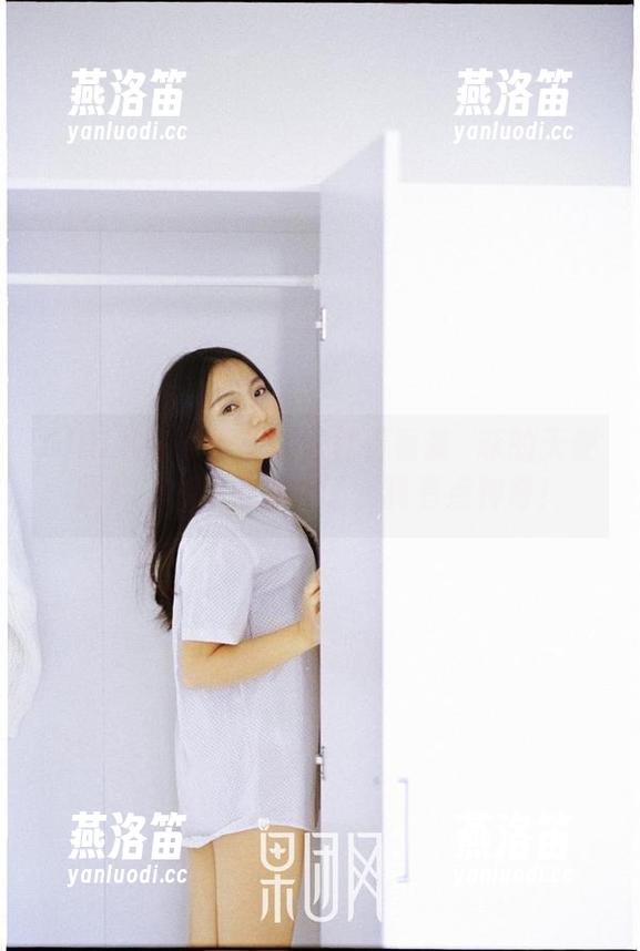 GIRLT果团网 - 就这样看着龚玥菲的天使照片，时间都静止了，真有点神奇！