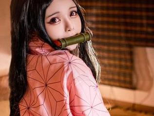 Hachi小芭的RukaSarashina图片合集，简直是个无底洞，停下来的时候我已经想太多了…