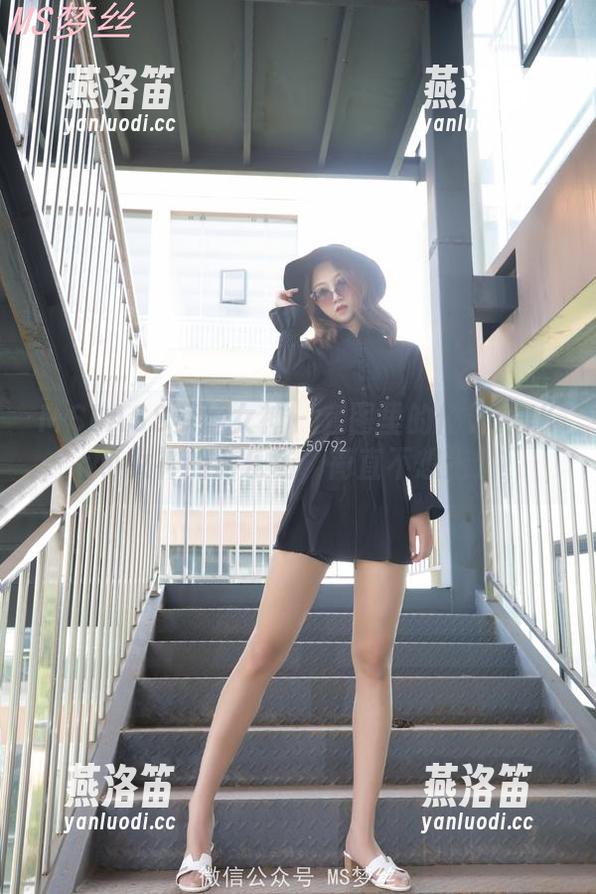 MSLASS梦丝女神-仟仟 MSLASS梦丝女神 - 套图里的仟仟:JK小女神的游乐场,简直不想走!