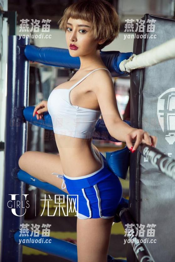 UGirls尤果网 - 李思宁油亮图集：免费的，但绝对不廉价的视觉体验！