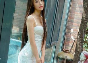 UGirls尤果网 – 这样在线的苏糯米，真让我想说‘可爱’简直是小儿科，但无法抵挡的魅力！