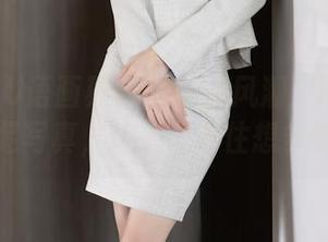 XIAOYU语画界 – 壁纸新风潮：Miko酱的裸足写真，让人忍不住想多看几眼