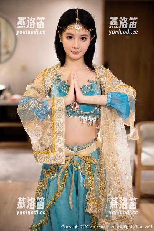 Xiuren秀人网 - sibyl是女巫新作，灰丝套图：这波时尚，让你心甘情愿醉在这里。