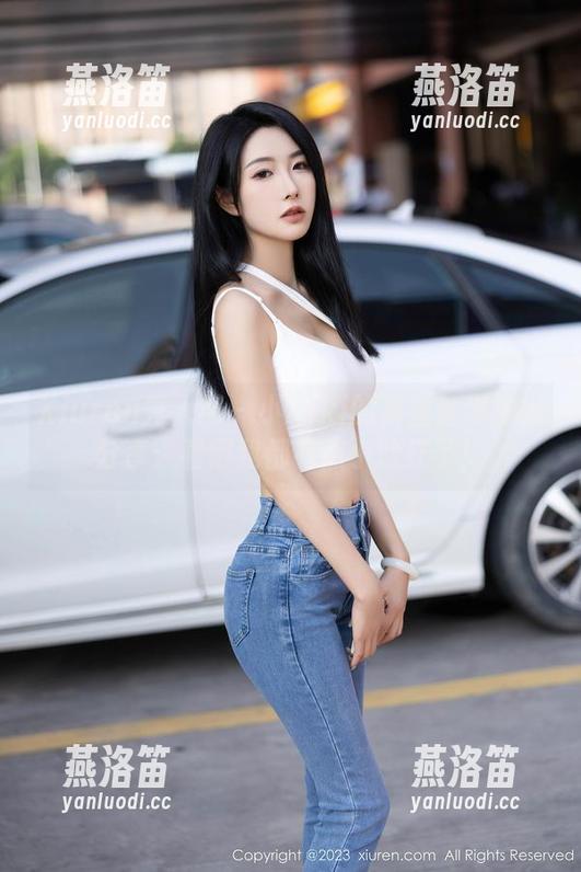 Xiuren秀人网-小Kiki Xiuren秀人网 - 小Kiki的裤里丝资源大分享:看得我都有点小脸红了!