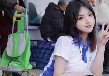 Xiuren秀人网 – 下载小茉莉jasmine的高清空姐照，顺便解锁你的心动瞬间