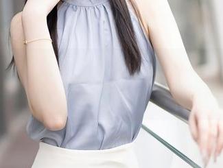 Xiuren秀人网 – 是小逗逗的夏天优质写真：别忘了，先下载，后去海边凹造型！