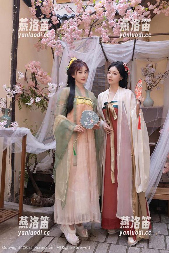 Xiuren秀人网 - 糯美子Mini之精选：清纯少女，看看她能有多天真无邪？
