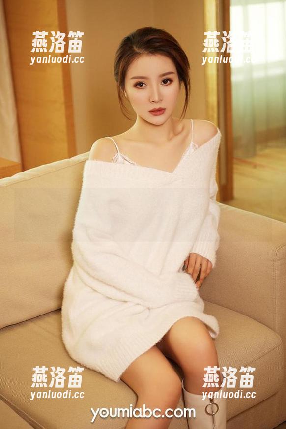 YouMi尤蜜荟-温心怡 YouMi尤蜜荟 - 坏坏的小妖精:温心怡写真集中的调皮瞬间
