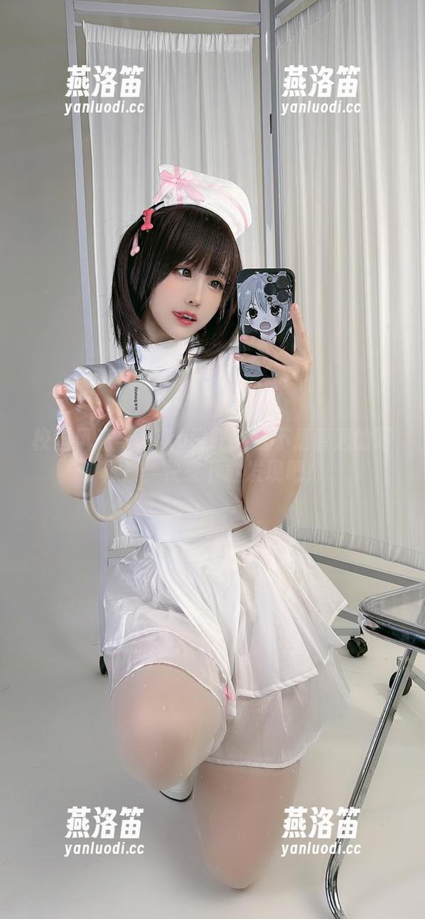 校园风光与miko酱吖：这不是普通的写真集，快来下载发现吧！