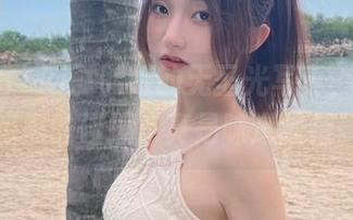 看看roroki骷髅姬的无圣光写真，甜心与暗黑的碰撞，真是味道独特。