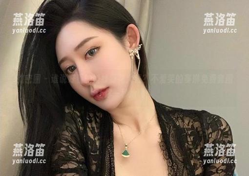 微密圈 - 谁说好看的婚纱要花大钱？不爱笑的赛琳免费套图让你一秒抢镜！