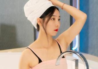 丽柜 – 短裤也能撩？子晴原图在线，绝对让你心跳加速！