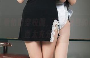 丽柜 – 看怡萱穿校服，下载图包的理由简直太充分了！