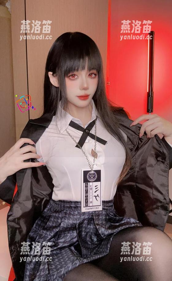 九言 最新九言校服写真的不简单,照片里竟藏着这么多故事?