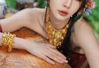 余多多Dudu图集：特辑皮肤解压，怎么看都不够！真的，太酸了