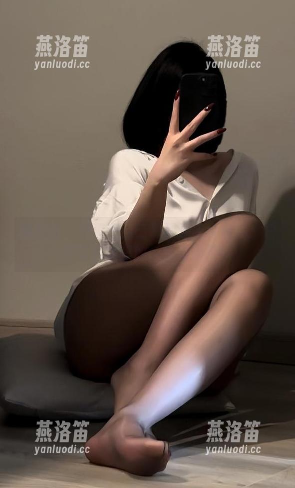微密圈 - 当保守的二舅妈遇上大自然：户外写真集里的任性与随性！