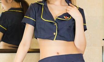 克拉女神 – 颖儿的旗袍之旅：高清图集中的每一次疑惑