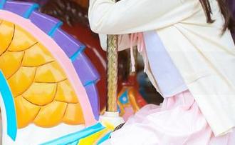 一秒穿越夏季：兔玩映画的热裤写真图集