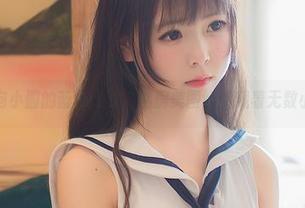 探秘向小圆的蓝色之夏，私房美图好像藏着无数小故事