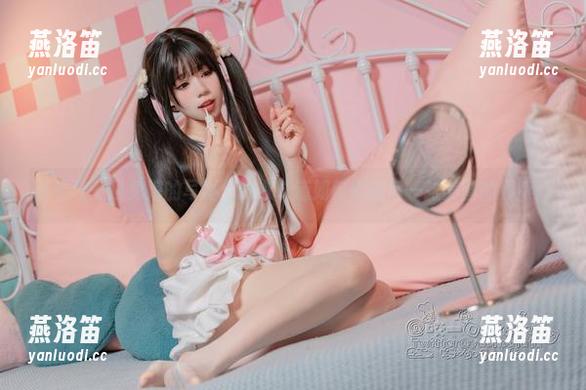 看看咬一口兔娘的写真，浓欲味道如何挑战每一张美图的界限。