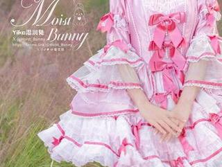 迷宫菇生食指南：咬人小小兔的写真合集，看她如何玩转食物