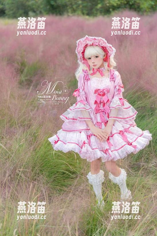 咬人小小兔 迷宫菇生食指南:咬人小小兔的写真合集,看她如何玩转食物