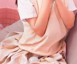 嗲囡囡 – 职业装写真新刊：伊蓓Eva，能不能不让人心动？！