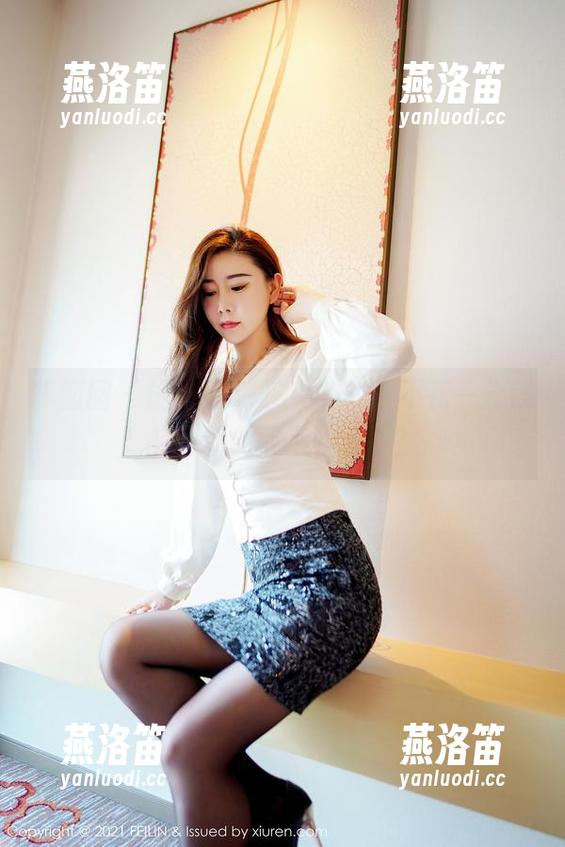 嗲囡囡 - 施忆佳KITTY豹纹，不花一分钱的图册，敢不敢看看？