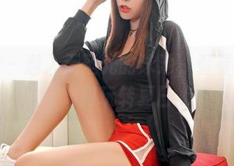 嗲囡囡 – 潜入无圣光的泳池，看看陈媚儿如何玩转夏日