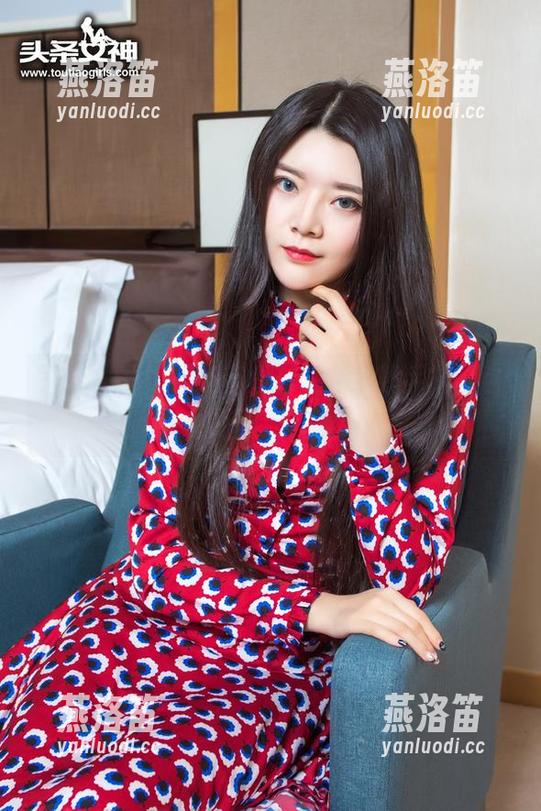 头条女神 - 清纯不是白莲，下载乔安图包你会懂什么叫心动！