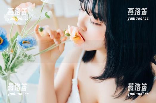最新图册解锁，宋哈娜(송하나)的BLUECAKE公仔，瞬间感觉要被萌化了！