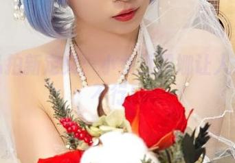 校服私拍新定义：小女巫露娜让人心动得不行！