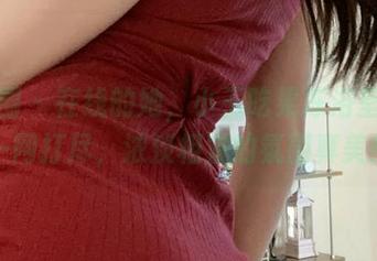 微密圈 – 在线的她，小玉吃果冻浴室美图一网打尽，浓淡相宜的氛围真美！