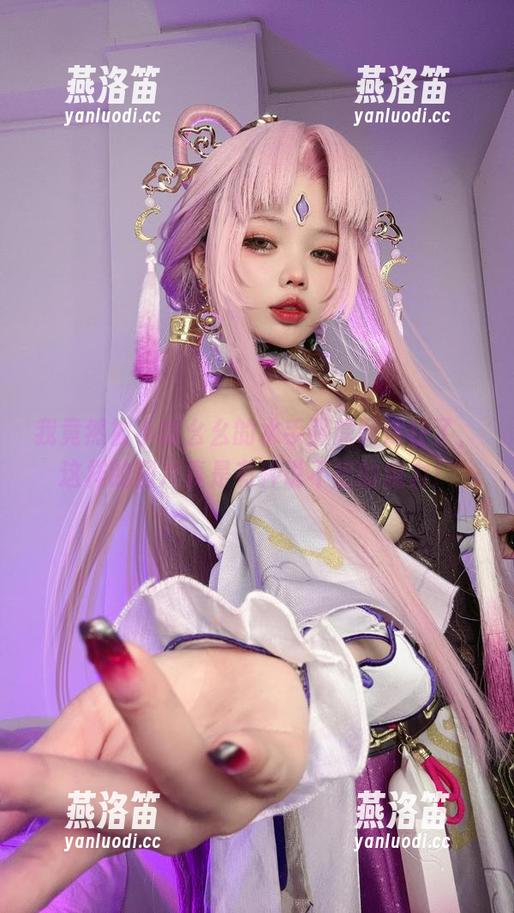 我竟然被小瑶幺幺的水手服原图迷住了，这样的图片真是有种说不出的魔力！