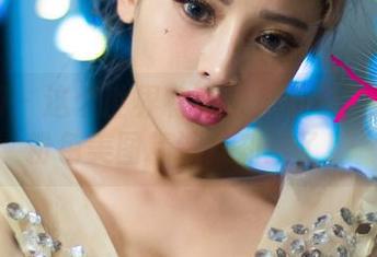 尤果网 – 这个世界有多美？看看孟狐狸的粉色美图精选就知道了！