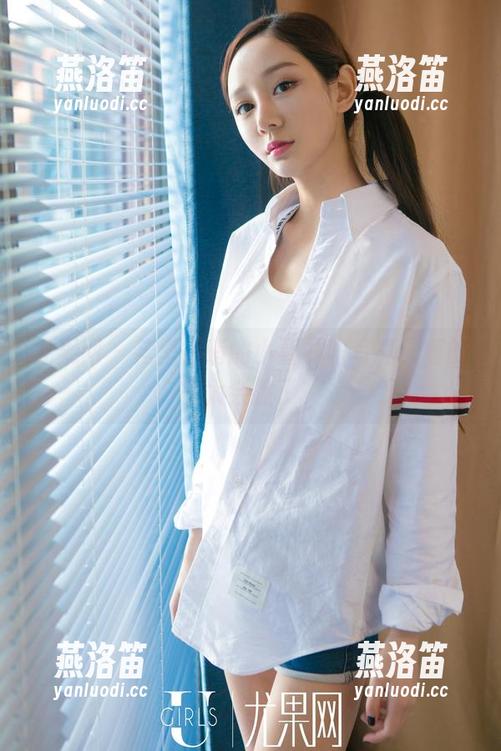尤果网 - 花里胡哨的小喜礼服写真，真的是太会撩了！