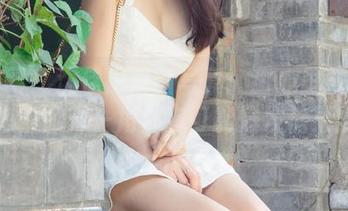 尤果网 – 沈佳熹最新写真：甜心里藏着少女心，掀开一角都有可能爆发糖果雨！