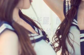 尤果网 – 纯小希的长腿，图库里的隐秘宝藏，分享给你！