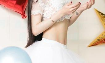 尤果网 – 教室里的芝芝Booty：一组精选图片看她的另一面！