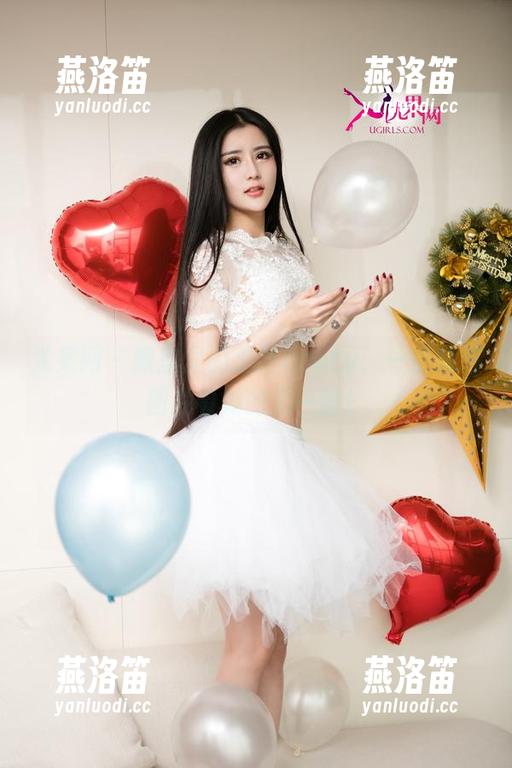 尤果网 - 教室里的芝芝Booty：一组精选图片看她的另一面！