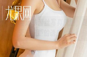 尤果网 – 颜爱泽的蕾丝写真原图，是一种无法抗拒的诱惑。