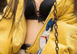 尤果网 – 在黛蓓琪的连衣裙里，我看到了什么叫‘特别’的定制！