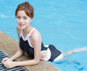 尤物馆 – 浴室里的Kely香香，高清照片告诉你：沐浴也是一种艺术！