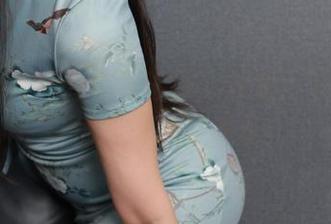 异思趣向 – 图包内容小六泳装，下载后请自行控制心跳速度！