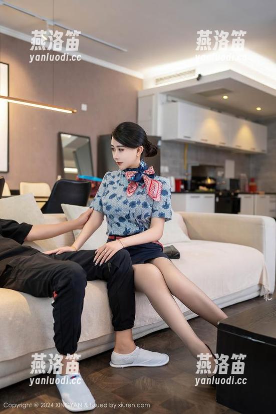 星颜社 - 看，恩一如何把普通职业装变身为高清美图的惊艳瞬间