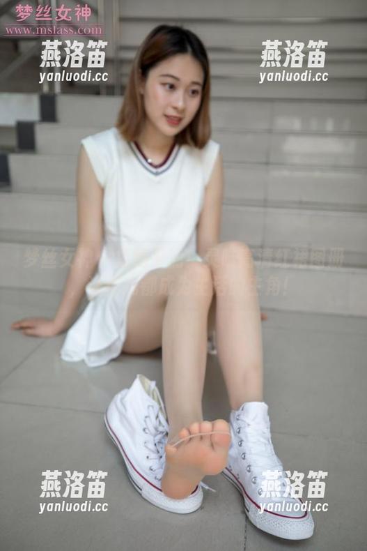 梦丝女神 - 拒绝平庸！灵唯高清红裙图册，让你我都成为生活的主角！